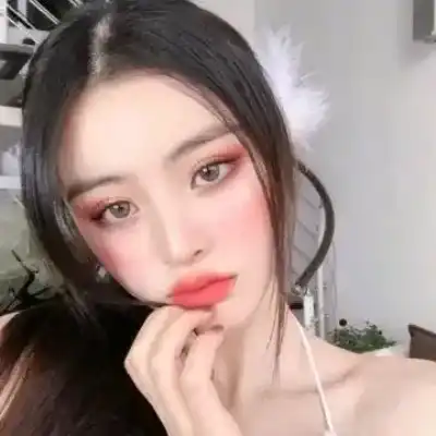 成霏柯